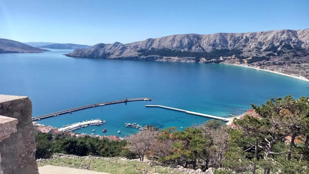 Vali Apartment Baska  0*, Baska (Krk) Croatia